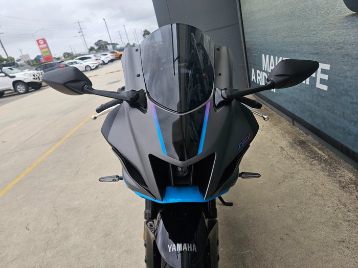 2024 Yamaha YZF-R7LA GREY