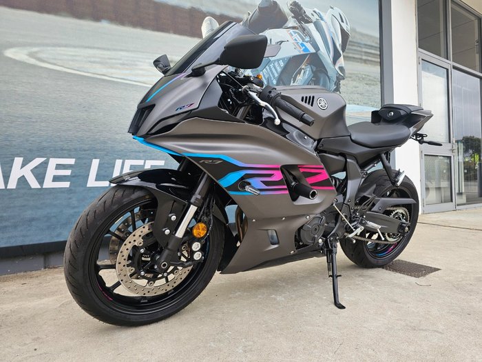 2024 Yamaha YZF-R7LA GREY