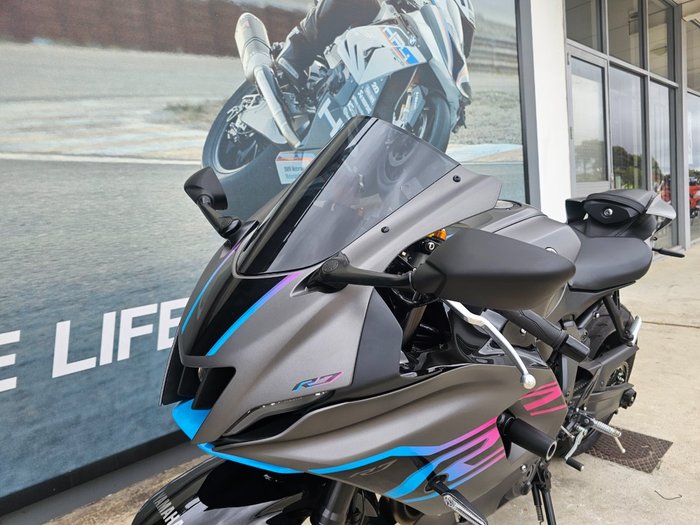 2024 Yamaha YZF-R7LA GREY