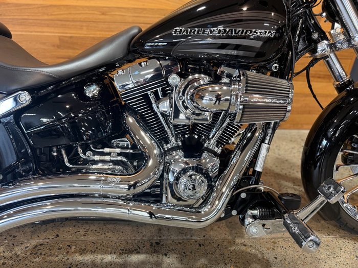 2016 HARLEY-DAVIDSON FXSB SOFTAIL BREAKOUT