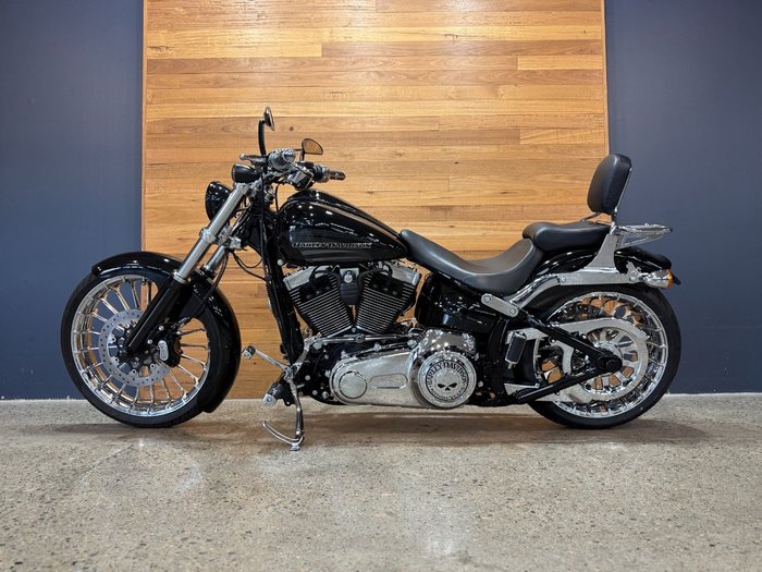 2016 HARLEY-DAVIDSON FXSB SOFTAIL BREAKOUT