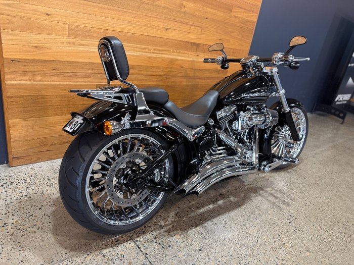 2016 HARLEY-DAVIDSON FXSB SOFTAIL BREAKOUT