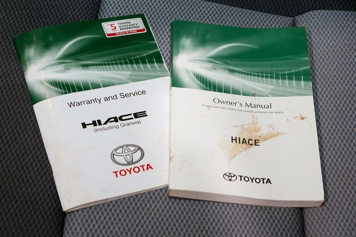 2020 Toyota Hiace Commuter