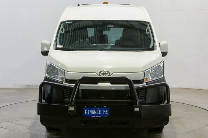 2020 Toyota Hiace Commuter