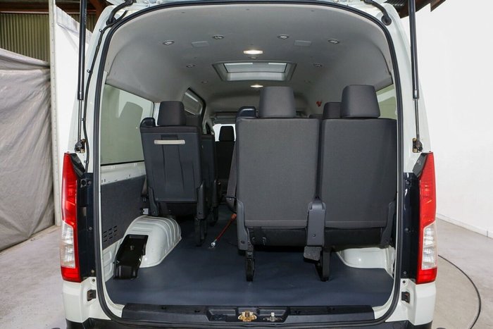 2020 Toyota Hiace Commuter