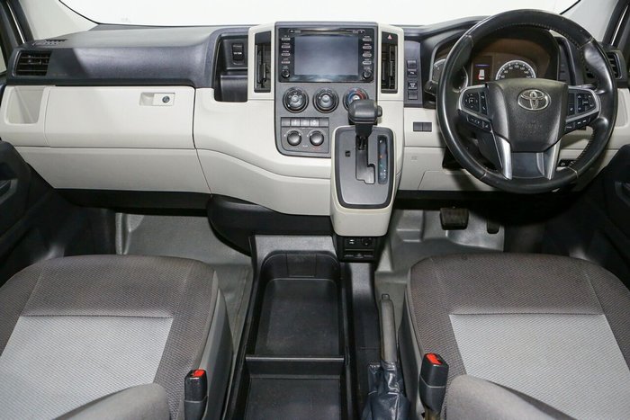 2020 Toyota Hiace Commuter