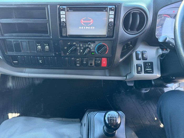 2017 Hino 300 717 , 7 SEAT DUAL CAB, 3.8m TIPPER, X SHIRE