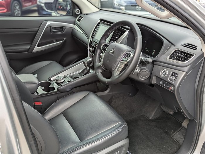 2023 Mitsubishi Pajero Sport Exceed