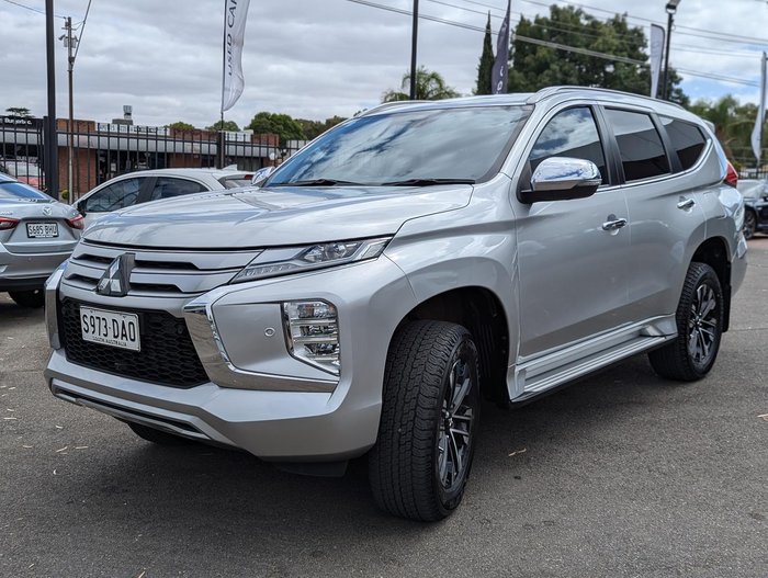 2023 Mitsubishi Pajero Sport Exceed