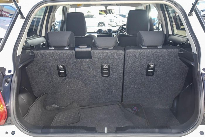 2019 Suzuki Swift GL Navigator