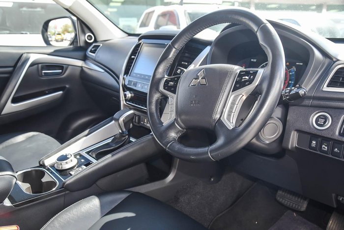2021 Mitsubishi Pajero Sport Exceed