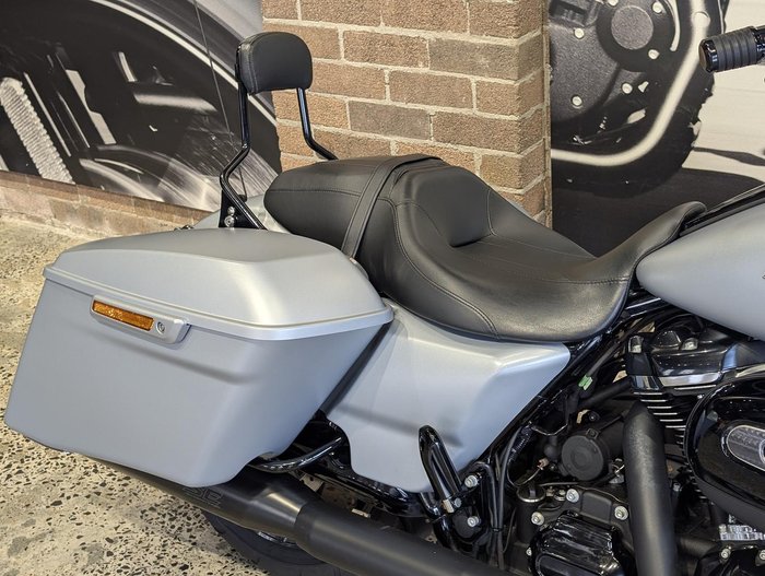 2020 Harley-Davidson Road Glide Special 114 (FLTRXS) Touring Silver