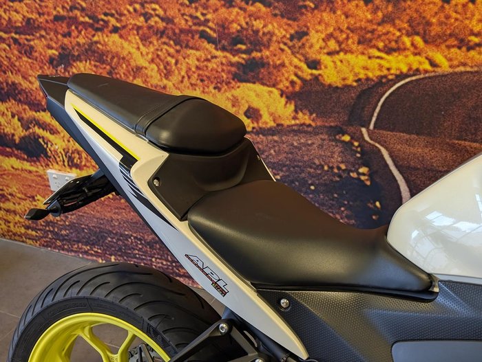 2019 Yamaha YZF-R3 R3 White