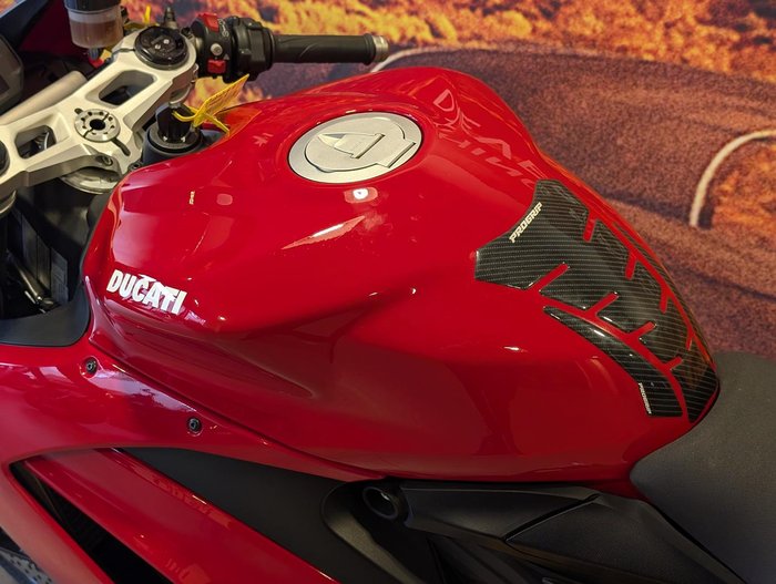 2020 Ducati Panigale V2 Panigale Red