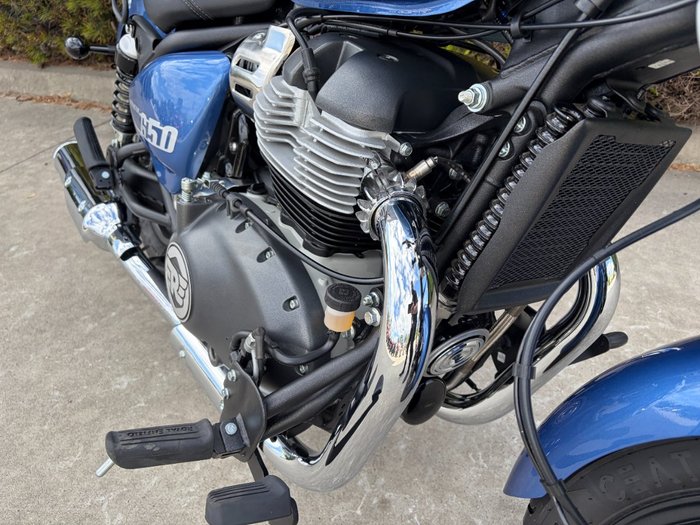 2025 Royal Enfield SUPER METEOR 650 Astral blue