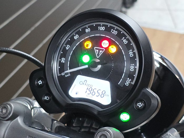 2018 TRIUMPH BONNEVILLE SPEEDMASTER Red