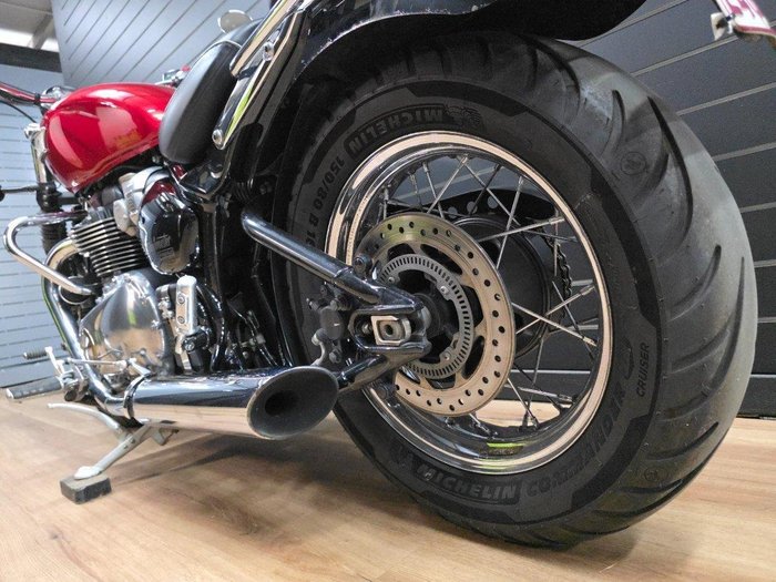 2018 TRIUMPH BONNEVILLE SPEEDMASTER Red