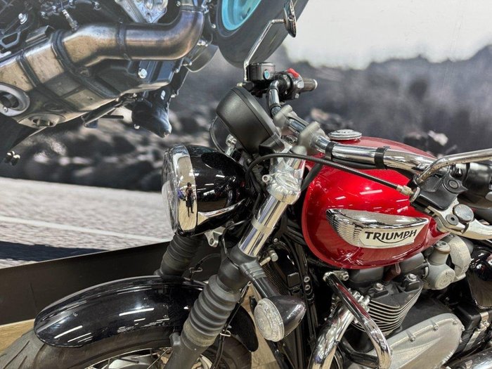 2018 TRIUMPH BONNEVILLE SPEEDMASTER Red