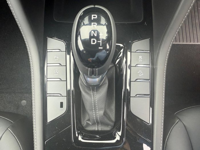 2025 Isuzu MU-X LS-T