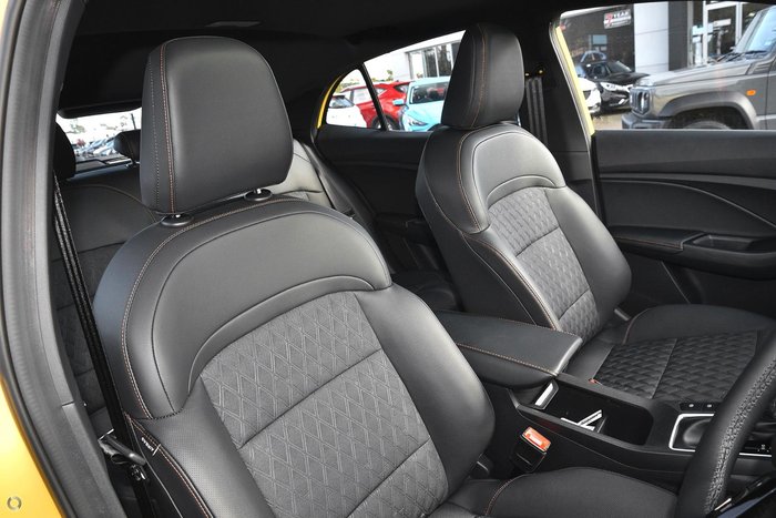 2025 MG MG3 Essence MY25.5 Pastel Yellow