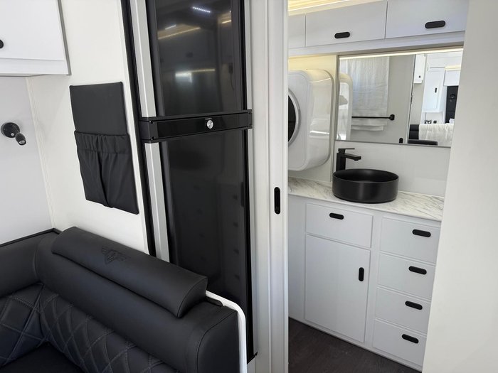 2026 JB Caravans 18'6 Gator X