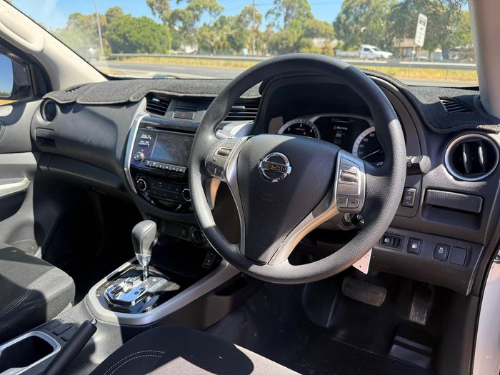 2018 Nissan Navara Silverline