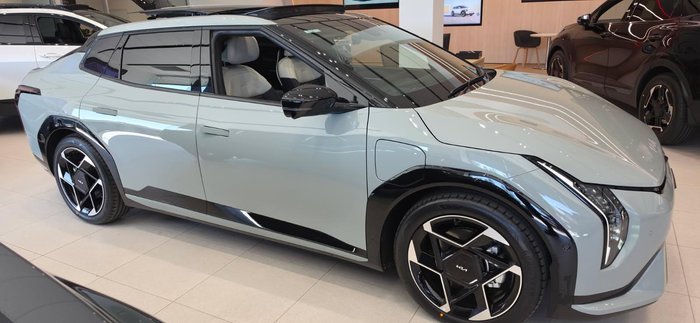 2025 Kia EV4 GT-Line Long Range