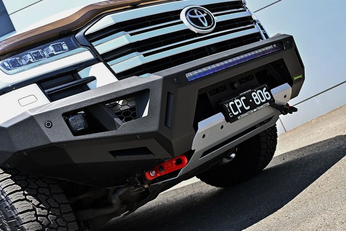 2023 Toyota Landcruiser Sahara ZX