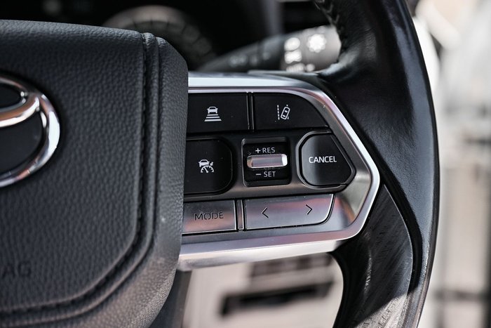 2023 Toyota Landcruiser Sahara ZX