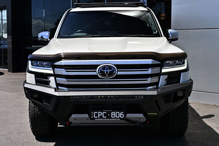 2023 Toyota Landcruiser Sahara ZX