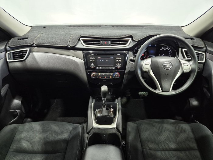 2016 Nissan X-TRAIL ST