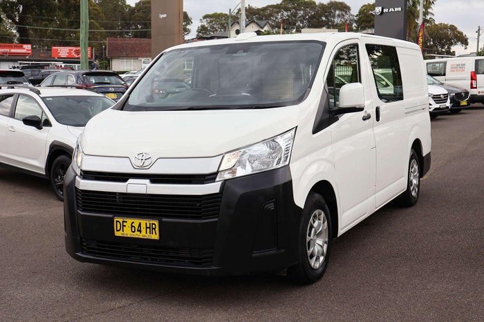 2022 Toyota Hiace
