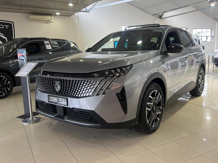 2025 Peugeot 3008 GT Premium Hybrid