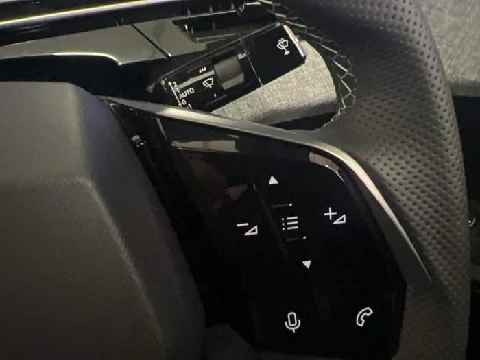 2025 Peugeot 3008 GT Premium Hybrid