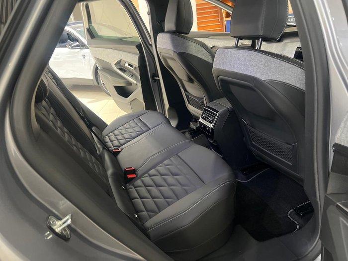 2025 Peugeot 3008 GT Premium Hybrid