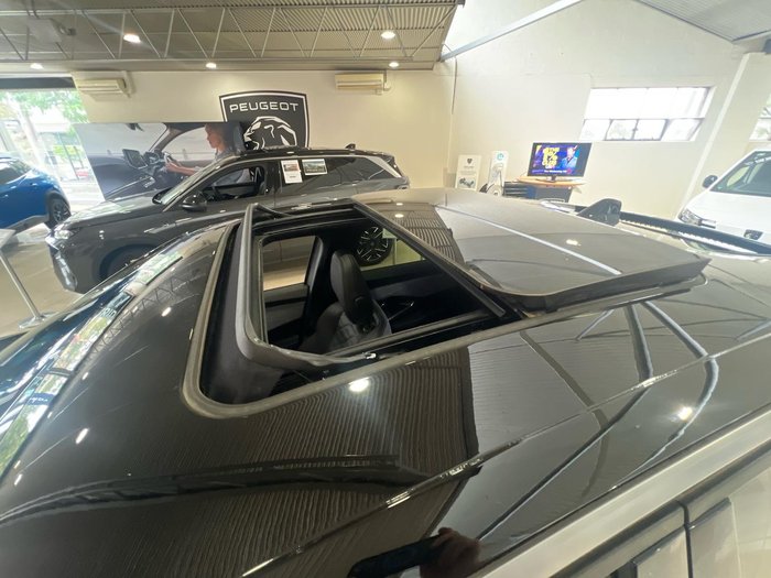 2025 Peugeot 3008 GT Premium Hybrid