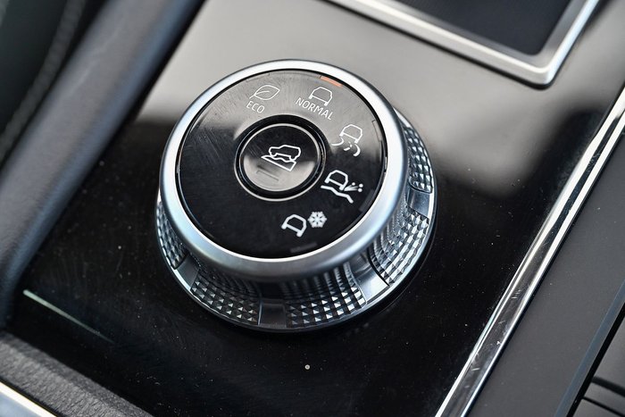 2022 Mitsubishi Outlander LS