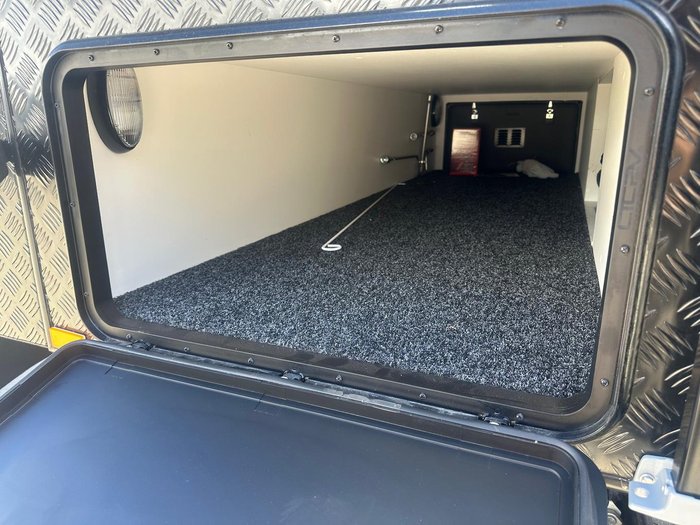 2026 JB Caravans Dirt Road Extreme 22' Large Ensuite