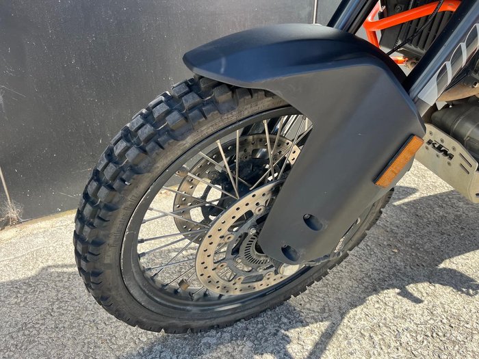 2017 KTM 1090 Adventure R Adventure White