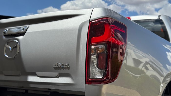 2025 Mazda BT-50 XTR