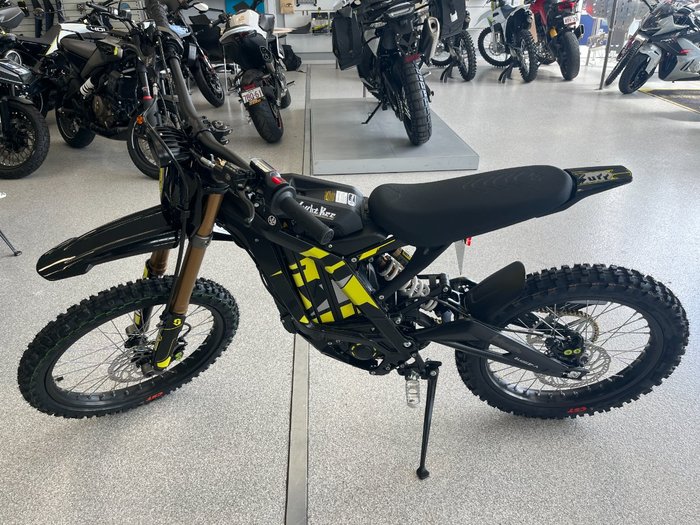 2025 Surron LIGHT BEE X BLACK