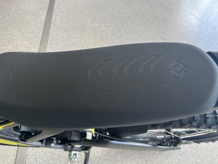 2025 Surron LIGHT BEE X BLACK