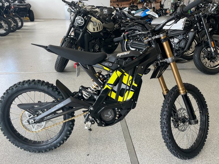 2025 Surron LIGHT BEE X BLACK