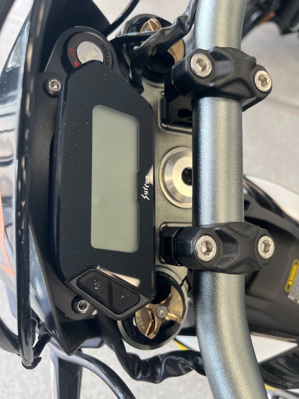 2025 Surron ULTRA BEE R YELLOW/BLACK