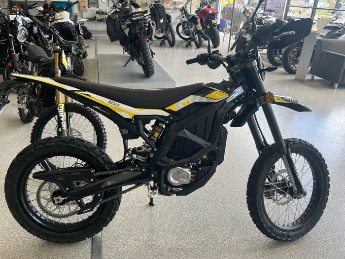 2025 Surron ULTRA BEE R YELLOW/BLACK