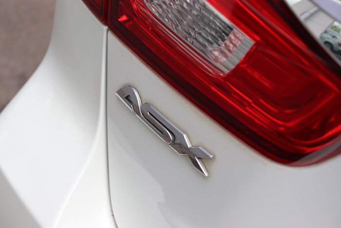 2019 Mitsubishi ASX ES