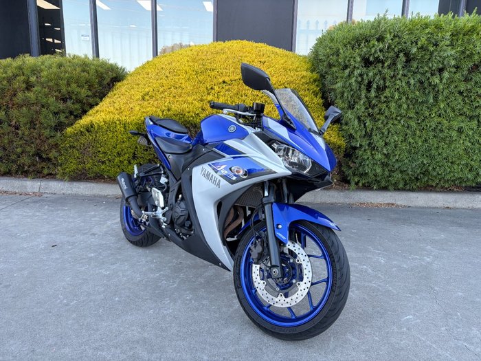2015 Yamaha YZF-R3