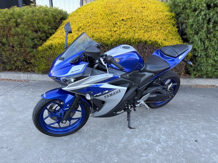 2015 Yamaha YZF-R3