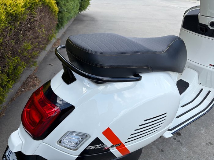 2023 VESPA GTS 300 SUPER SPORT