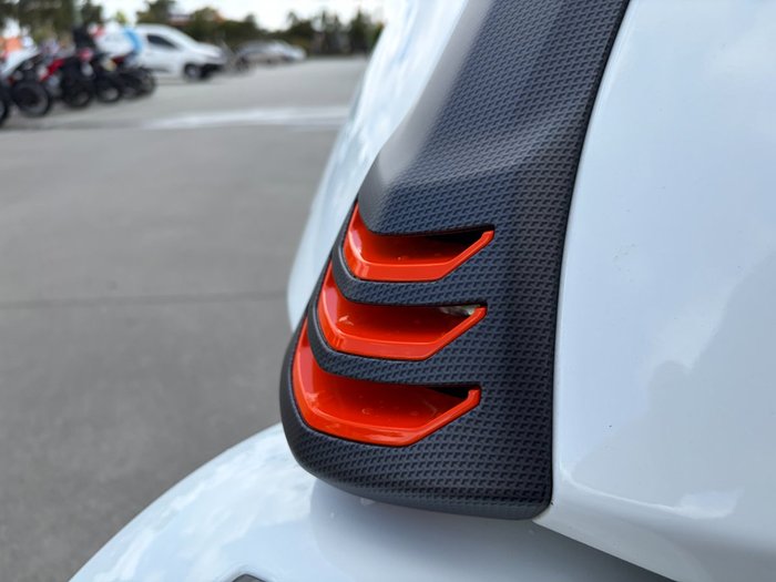 2023 VESPA GTS 300 SUPER SPORT